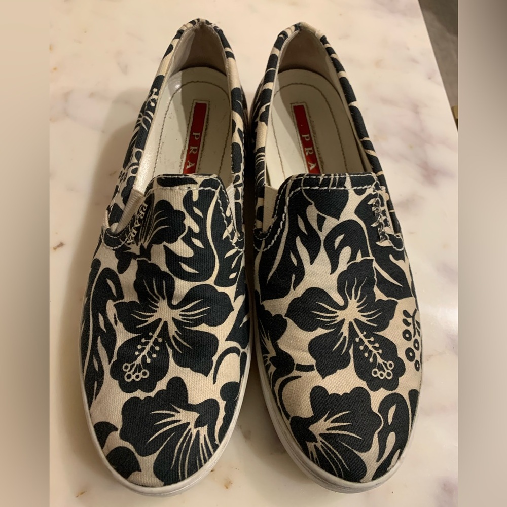 Authentic Prada floral canvas slip-on shoes. Size 36.5